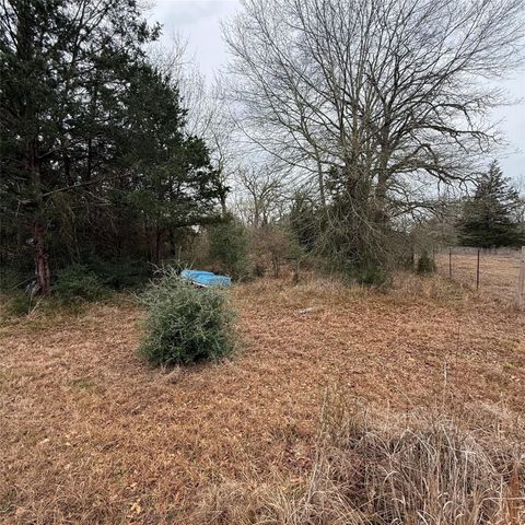 26113 Tyler Park, Bedias, TX 77831