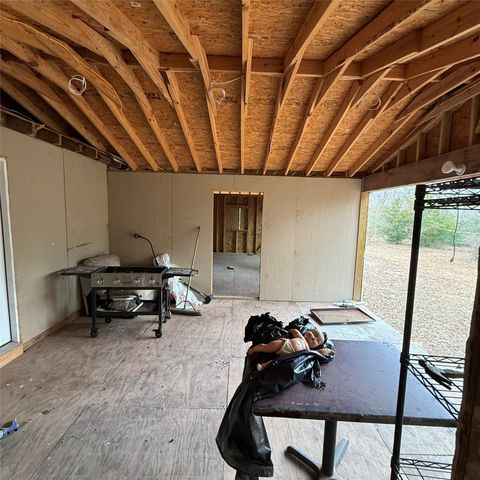 26113 Tyler Park, Bedias, TX 77831