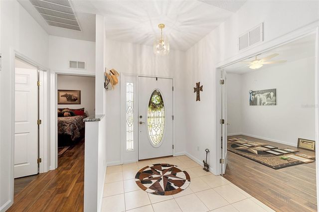 5751 NW 25TH LOOP, Ocala, FL 34482