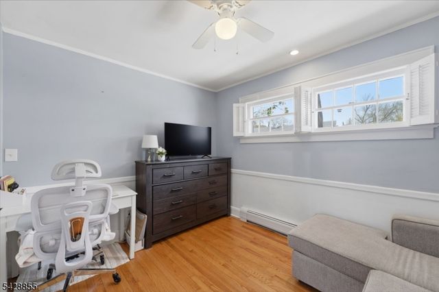 221 Maple Ter, North Plainfield Boro, NJ 07060