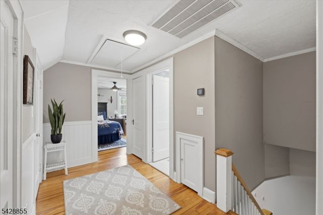 221 Maple Ter, North Plainfield Boro, NJ 07060