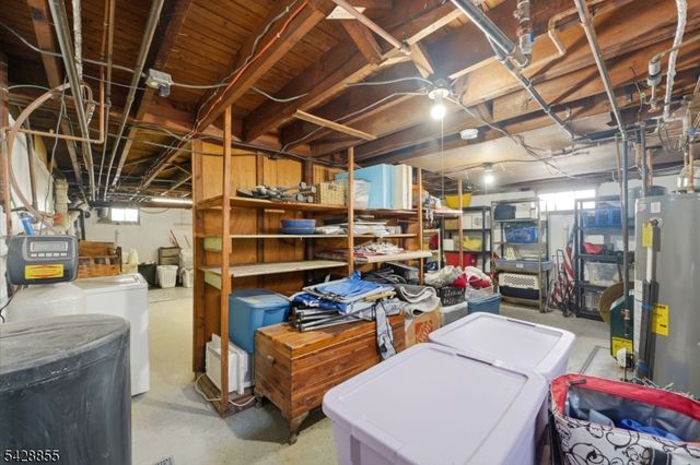 221 Maple Ter, North Plainfield Boro, NJ 07060