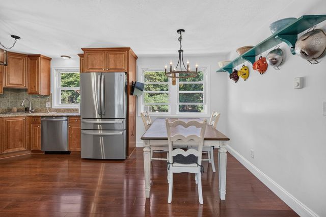 31 Crosby Street, Milford, NH 03055