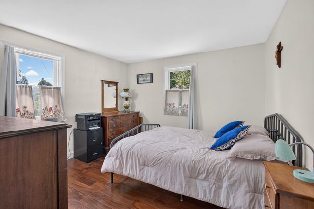 31 Crosby Street, Milford, NH 03055