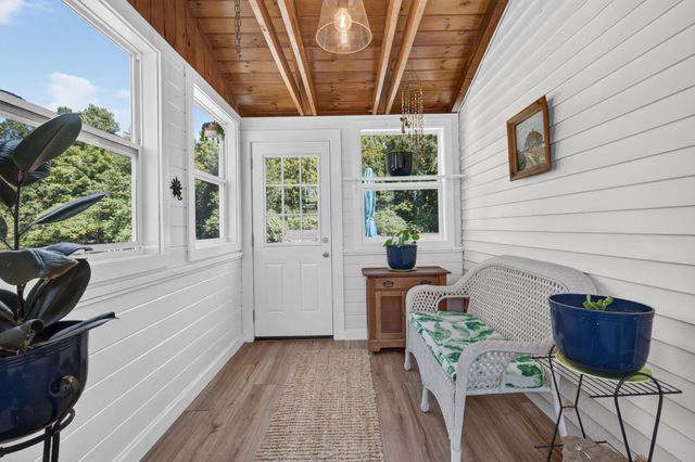 31 Crosby Street, Milford, NH 03055