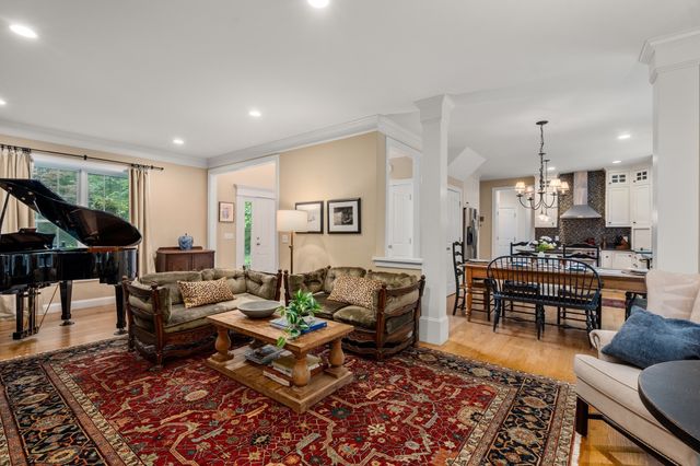 19 Rolling Lane, Sudbury, MA 01776