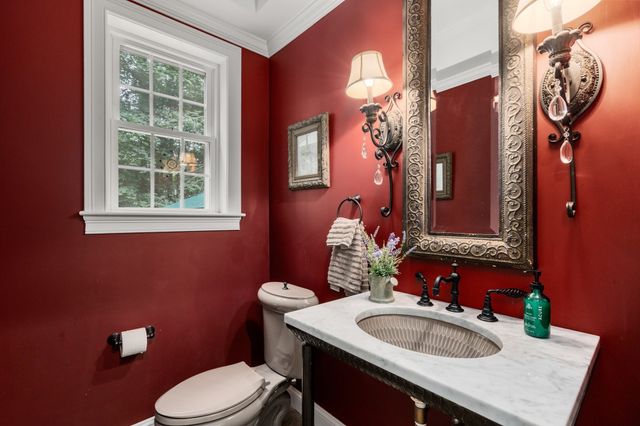 19 Rolling Lane, Sudbury, MA 01776