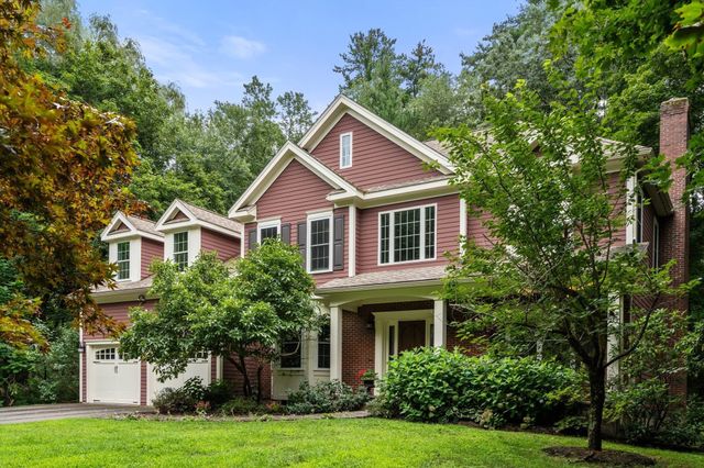19 Rolling Lane, Sudbury, MA 01776