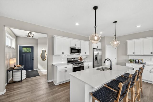 19972 Hunters Ridge, Corcoran, MN 55374