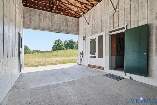 13300 W Patrick Henry Rd, Doswell, VA 23047