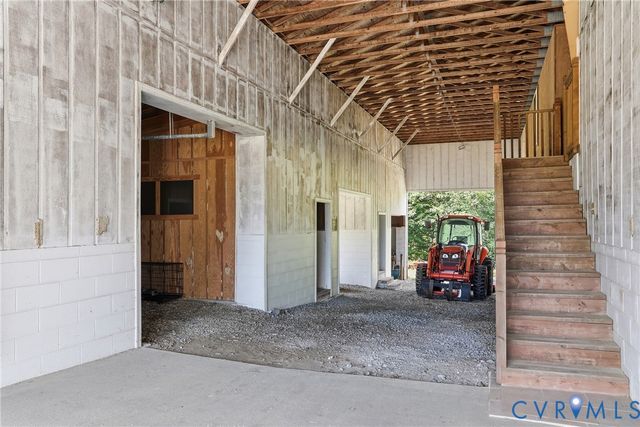 13300 W Patrick Henry Rd, Doswell, VA 23047