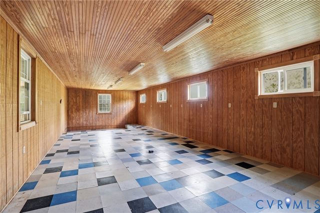 13300 W Patrick Henry Rd, Doswell, VA 23047