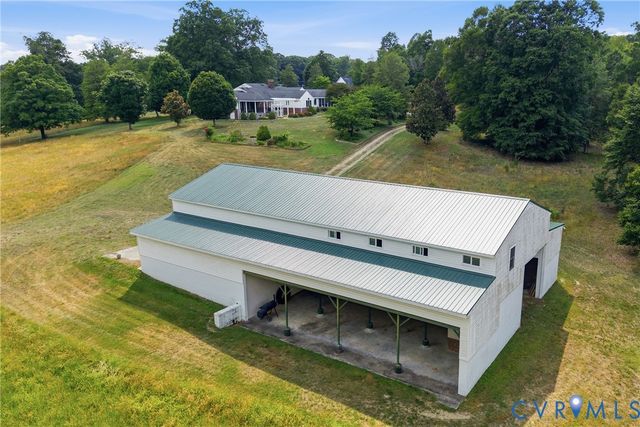 13300 W Patrick Henry Rd, Doswell, VA 23047