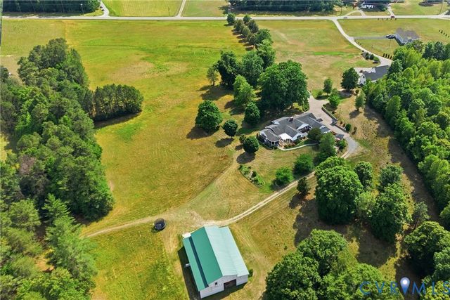 13300 W Patrick Henry Rd, Doswell, VA 23047