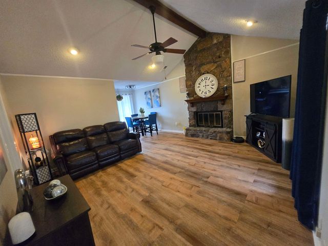 7065 PETTEN DR, Memphis, TN 38133