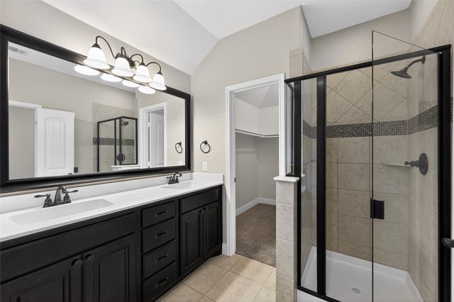7612 Truchard Drive, Fort Worth, TX 76179