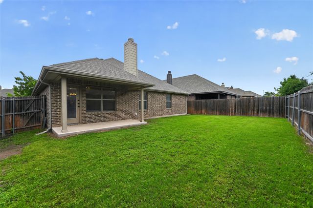 7612 Truchard Drive, Fort Worth, TX 76179