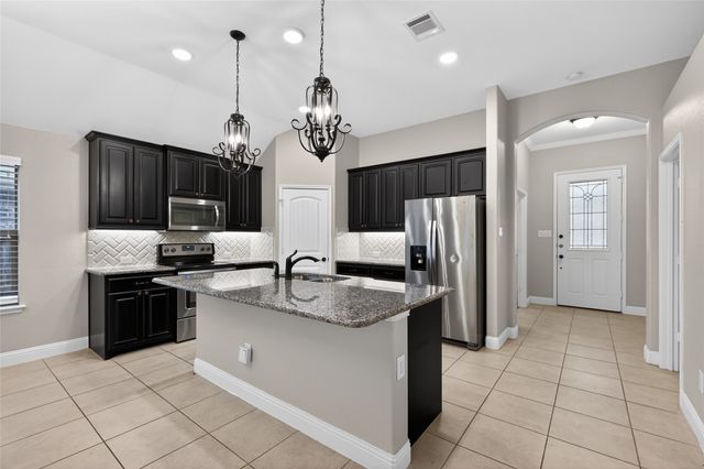 7612 Truchard Drive, Fort Worth, TX 76179