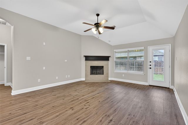 7612 Truchard Drive, Fort Worth, TX 76179