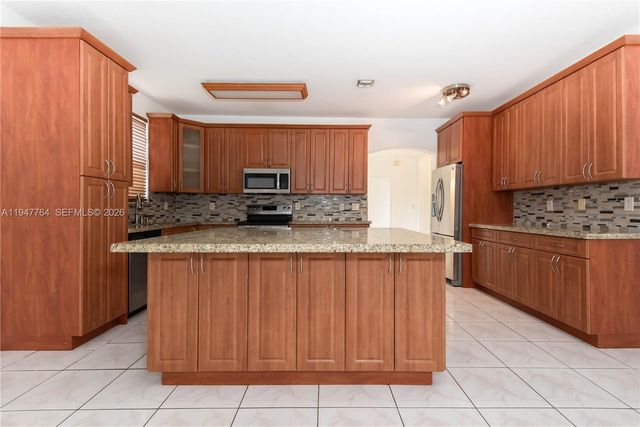 2398 SW 132nd Ter, Miramar, FL 33027