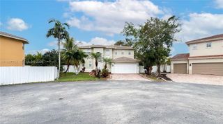 2398 SW 132nd Ter, Miramar, FL 33027