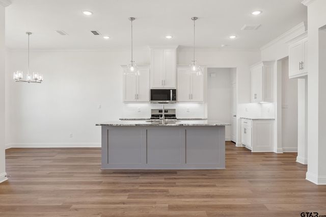 482 Mary Circle, Bullard, TX 75757