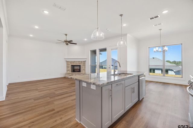 482 Mary Circle, Bullard, TX 75757
