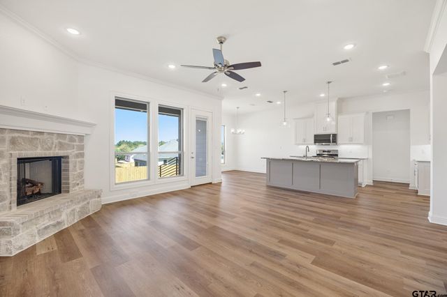 482 Mary Circle, Bullard, TX 75757