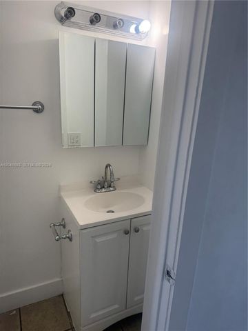 1551 W Okeechobee Rd 19, Hialeah, FL 33010