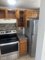 1551 W Okeechobee Rd 19, Hialeah, FL 33010