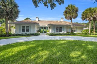 10410 SE Banyan Way, Tequesta, FL 33469