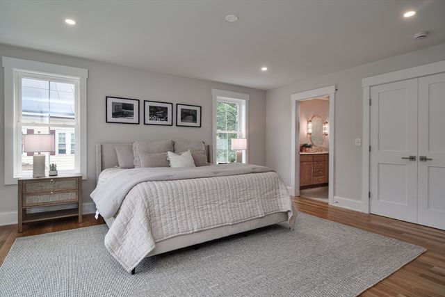 98 W Central St, Natick, MA 01760