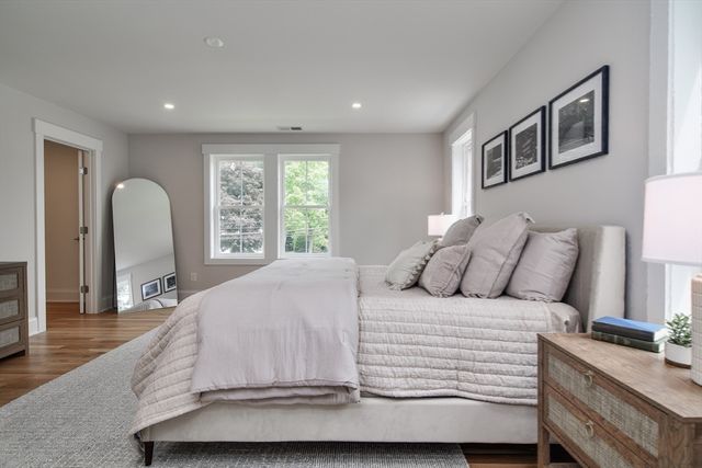 98 W Central St, Natick, MA 01760
