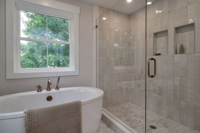 98 W Central St, Natick, MA 01760