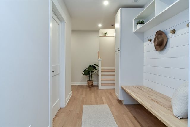 98 W Central St, Natick, MA 01760