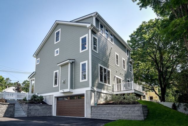 98 W Central St, Natick, MA 01760