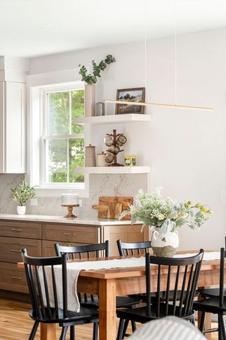98 W Central St, Natick, MA 01760