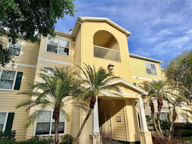 18111 BRIDLE BIT LANE, Tampa, FL 33647