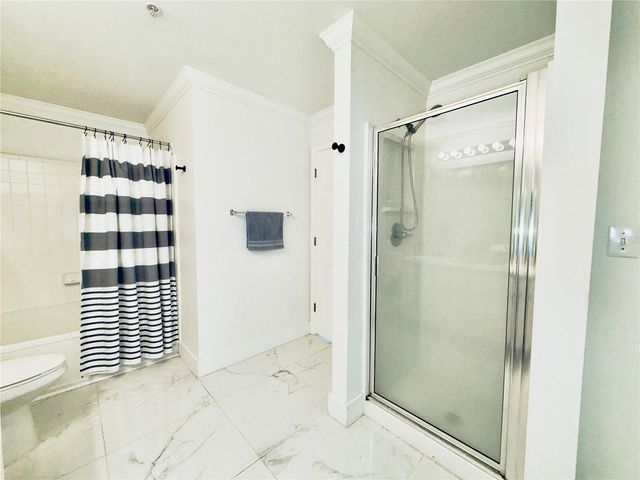 18111 BRIDLE BIT LANE, Tampa, FL 33647