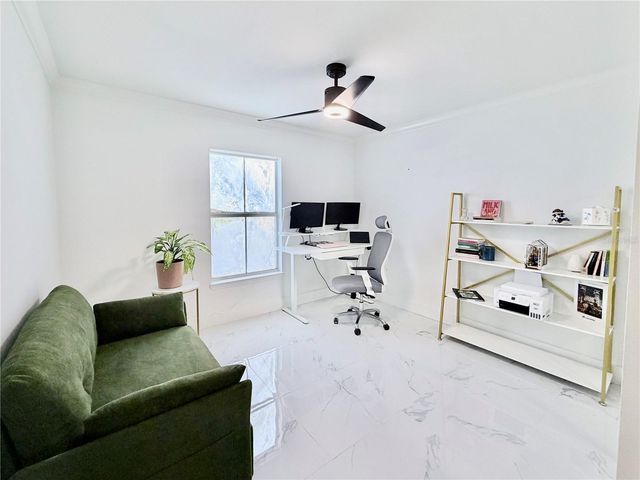 18111 BRIDLE BIT LANE, Tampa, FL 33647