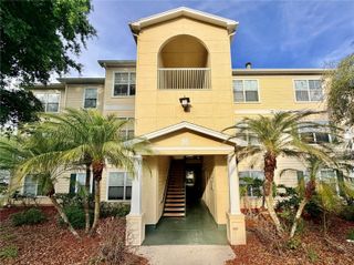 18111 BRIDLE BIT LANE, Tampa, FL 33647