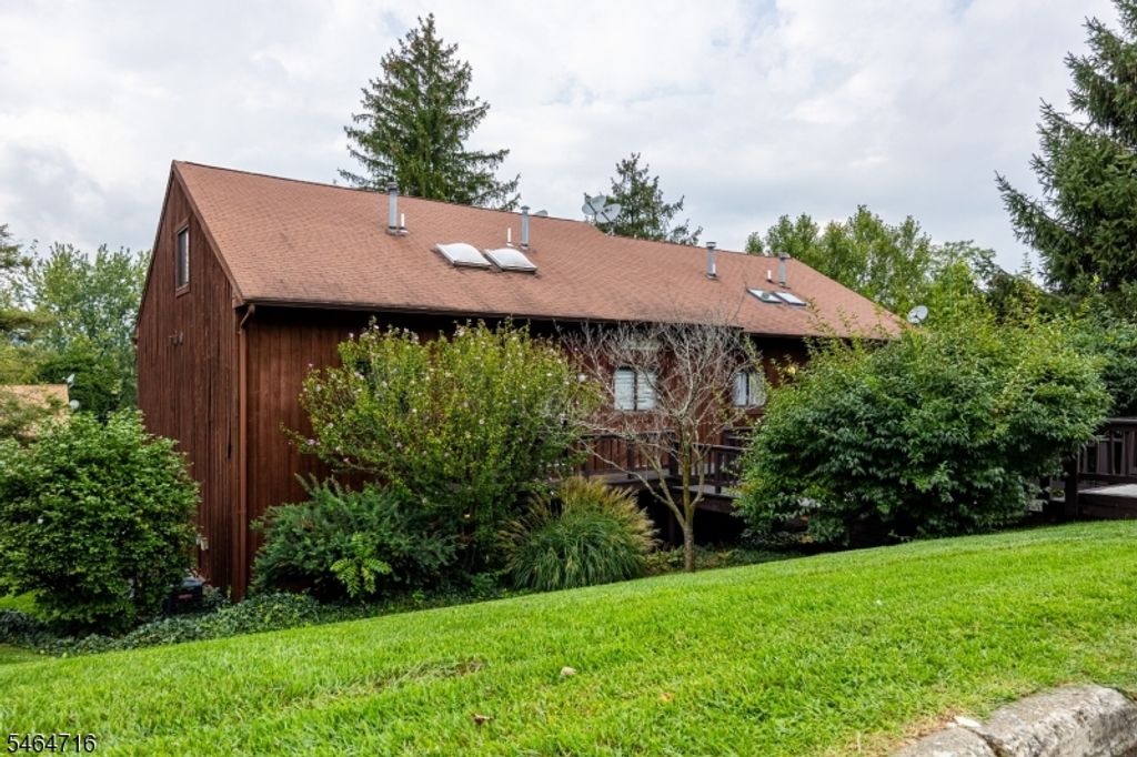 7 Sugar Loaf Ct 5, Vernon Twp., NJ 07462 — photo 3