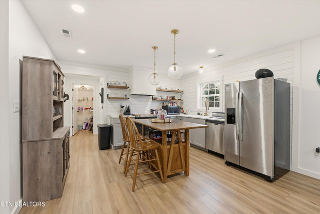 117 Love Drive, Harriman, TN 37748