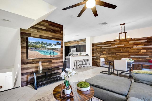 4533 Danson Way, Delray Beach, FL 33445