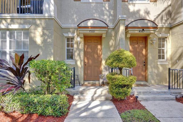 4533 Danson Way, Delray Beach, FL 33445