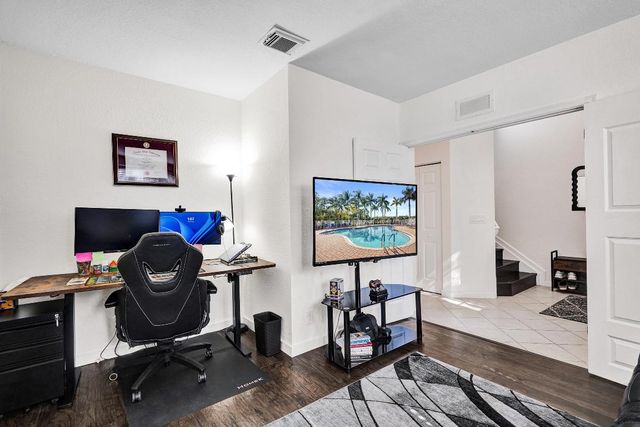 4533 Danson Way, Delray Beach, FL 33445