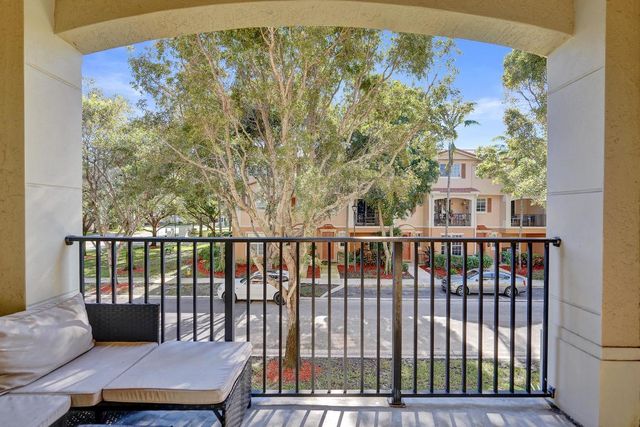 4533 Danson Way, Delray Beach, FL 33445