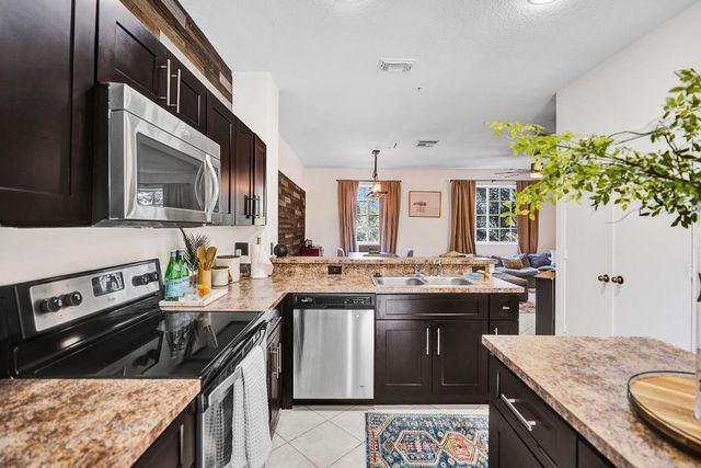 4533 Danson Way, Delray Beach, FL 33445