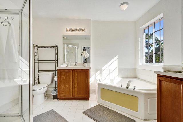 4533 Danson Way, Delray Beach, FL 33445