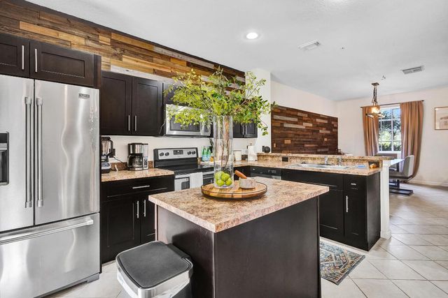 4533 Danson Way, Delray Beach, FL 33445